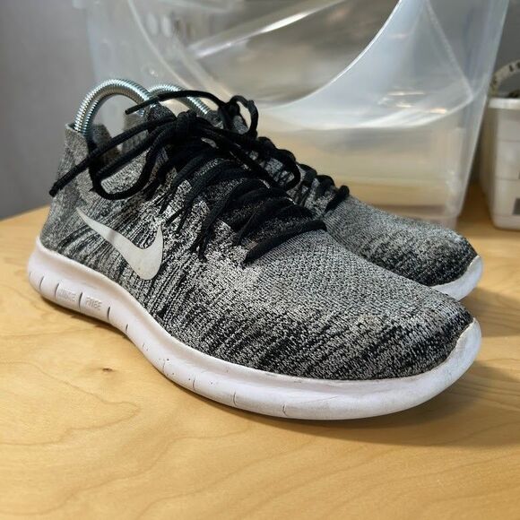 Nike Free RN Flyknit Sneakers Womens 8.5 Gray Black 880844-003 Running - Picture 2 of 8